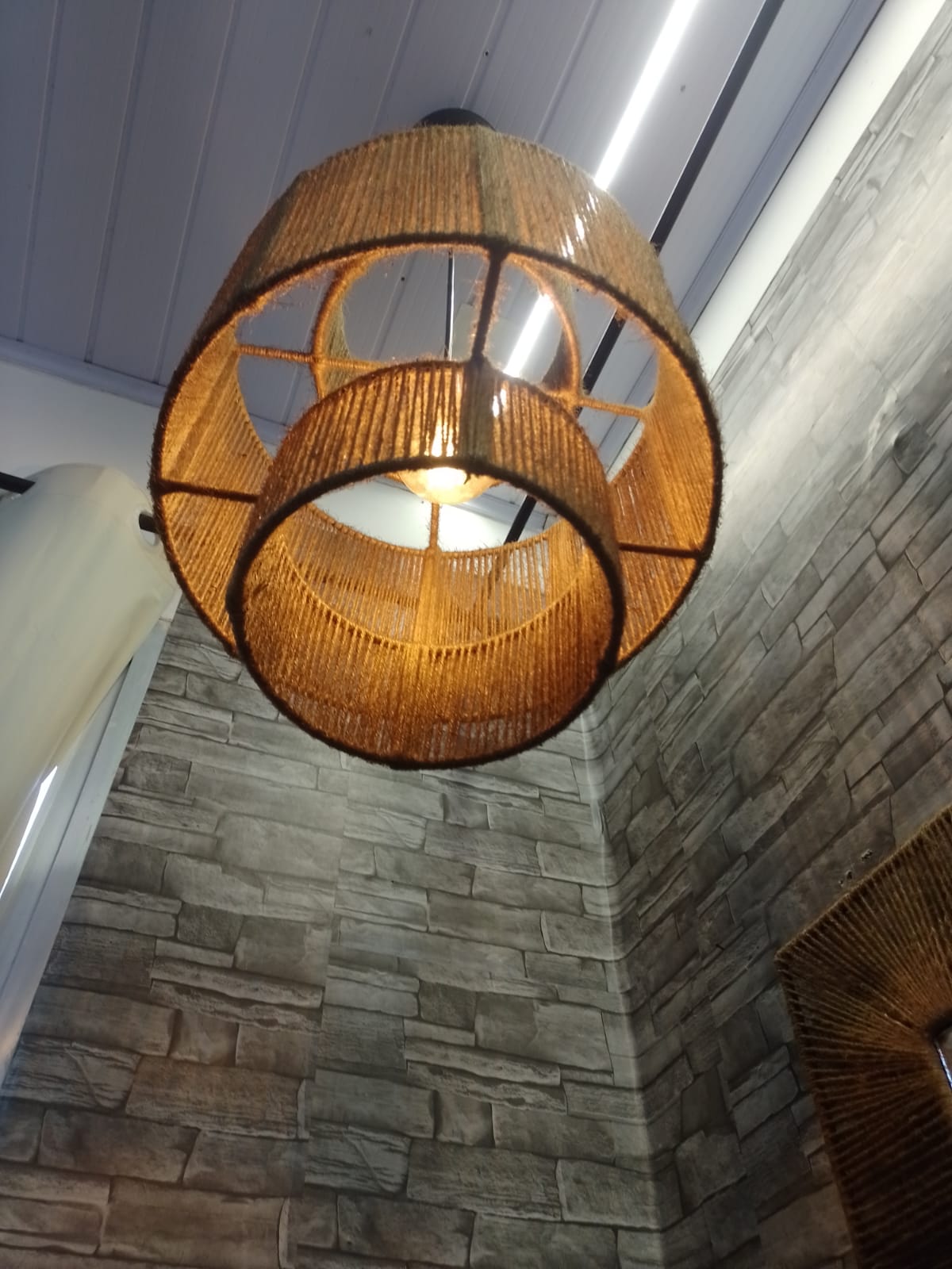 Pendente Luminária Lustre De Teto Torre R3 Rústico